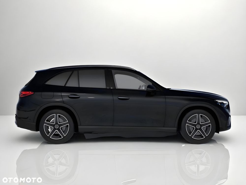 Mercedes-Benz GLC 220 d mHEV 4-Matic AMG Line - 4