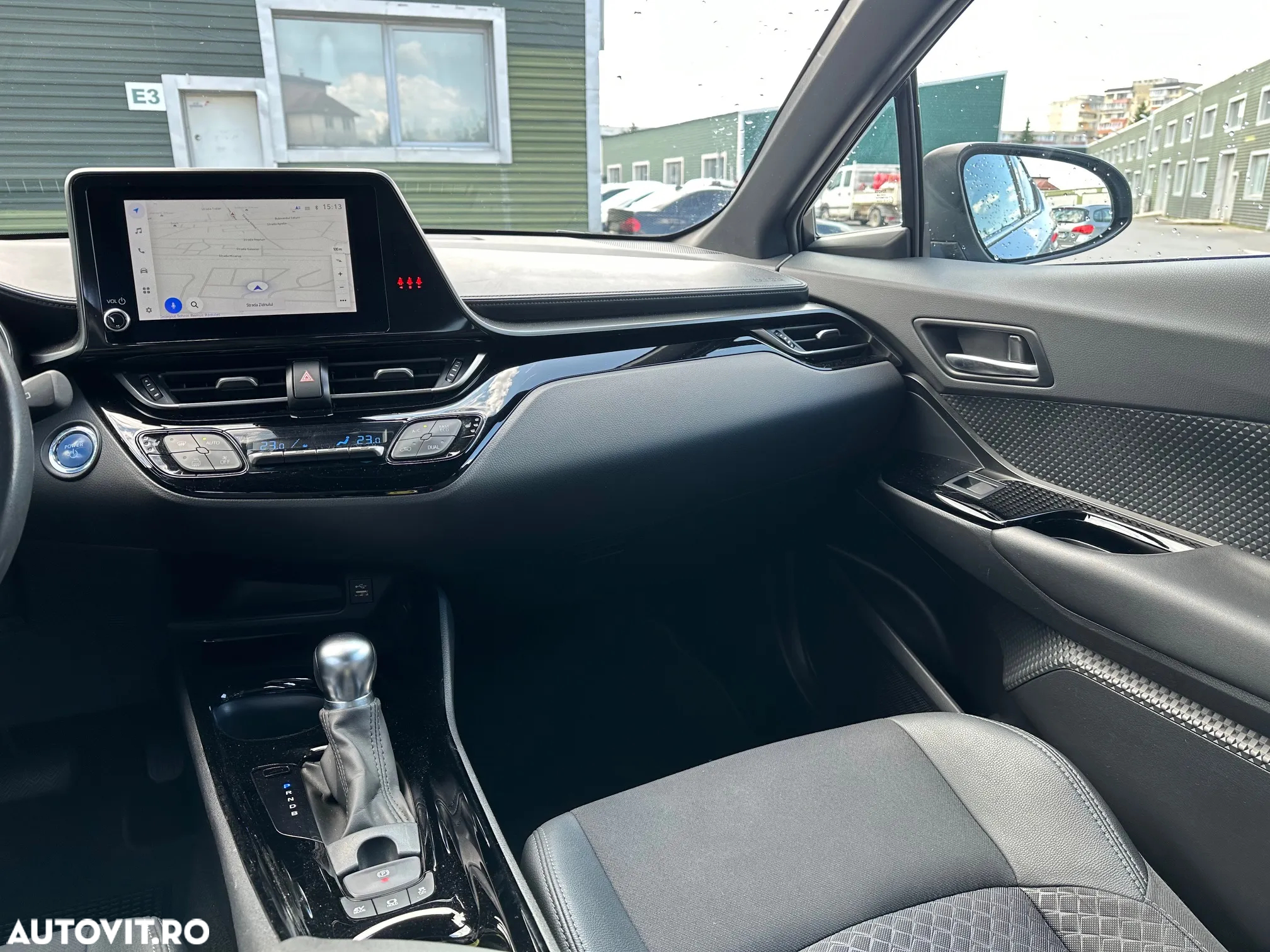 Toyota C-HR - 24