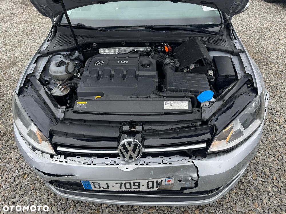 Volkswagen Golf 1.6 TDI DPF BlueMotion Technology DSG Comfortline - 12