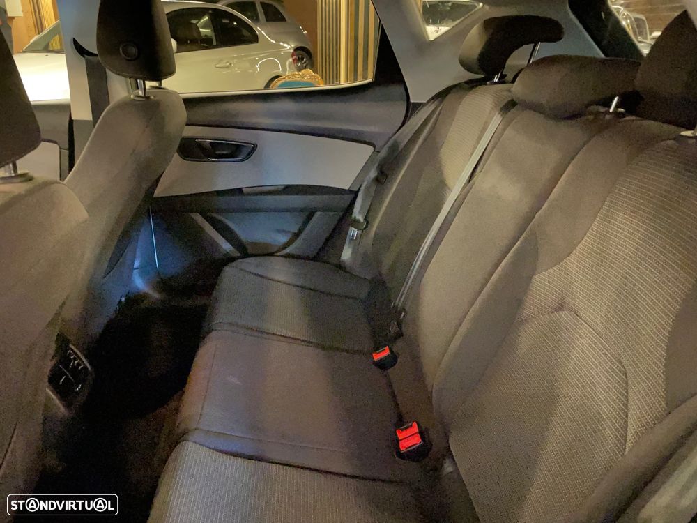 BMW 118 d Pack M Auto - 20