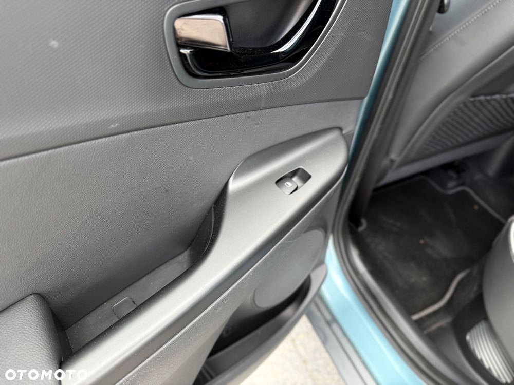 Hyundai Kona 1.6 GDI DCT Premium - 23