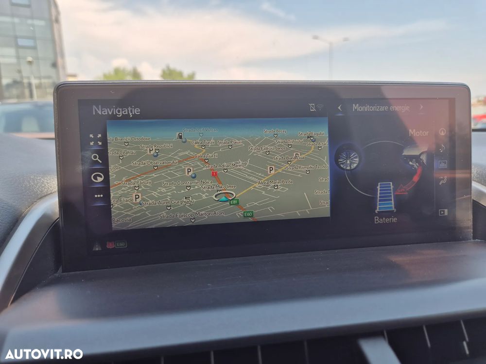 Lexus Seria NX 300h AWD Business Plus - 34