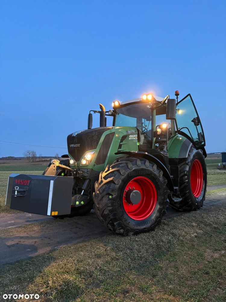 Fendt 824 VARIO PROFI - 9