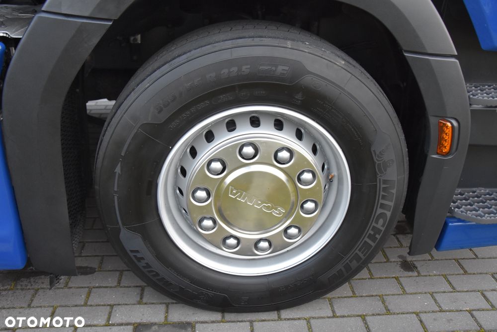 Scania R450 3-OSIOWA / OŚ SKRĘTNA / FIRANA 8.2M / 20 EUROPALET/ NAVI / SKÓRY / RETARDER / KLIMA POSTOJOWA / CAŁA NA PODUSZKACH / WINDA DHOLLANDIA/ AUTOMAT / STAN IDEALNY !! - 18