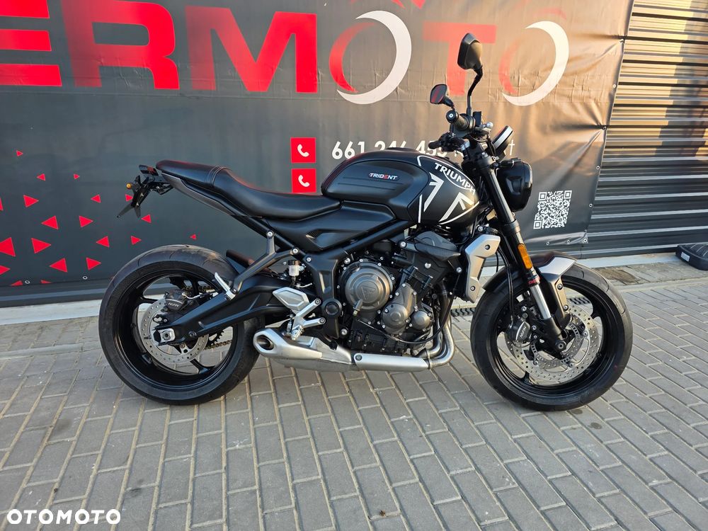 Triumph Trident - 2