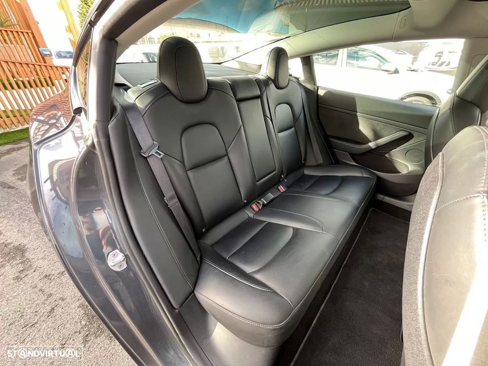 Tesla Model 3 Long Range Tração Traseira - 22