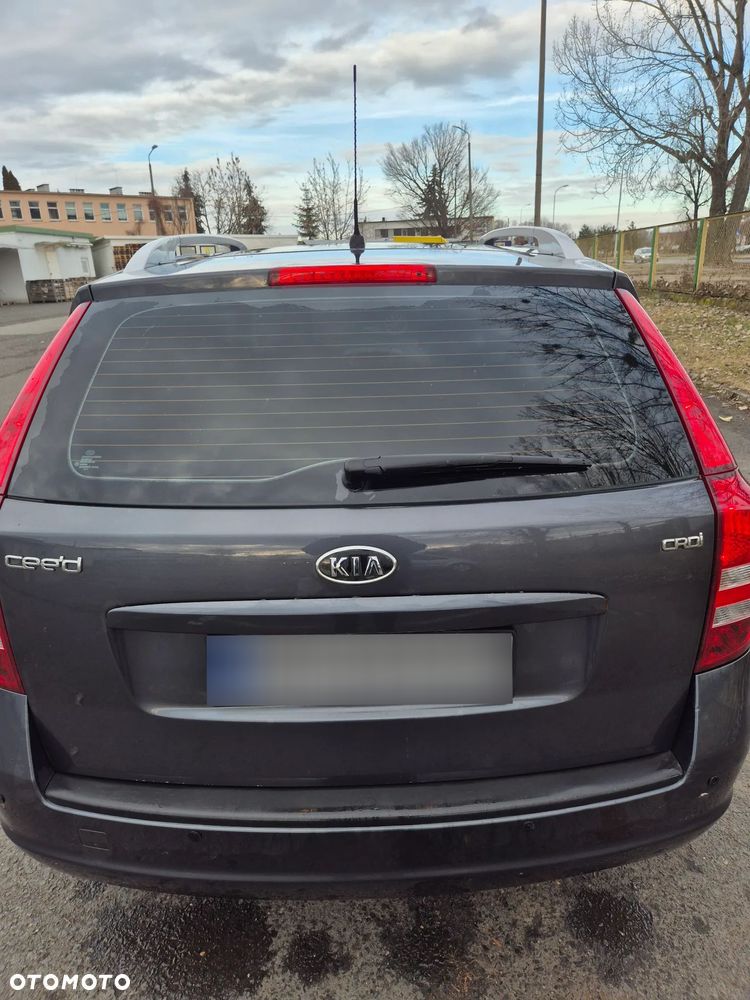 Kia Ceed 1.6 CRDi 90 Vision - 6
