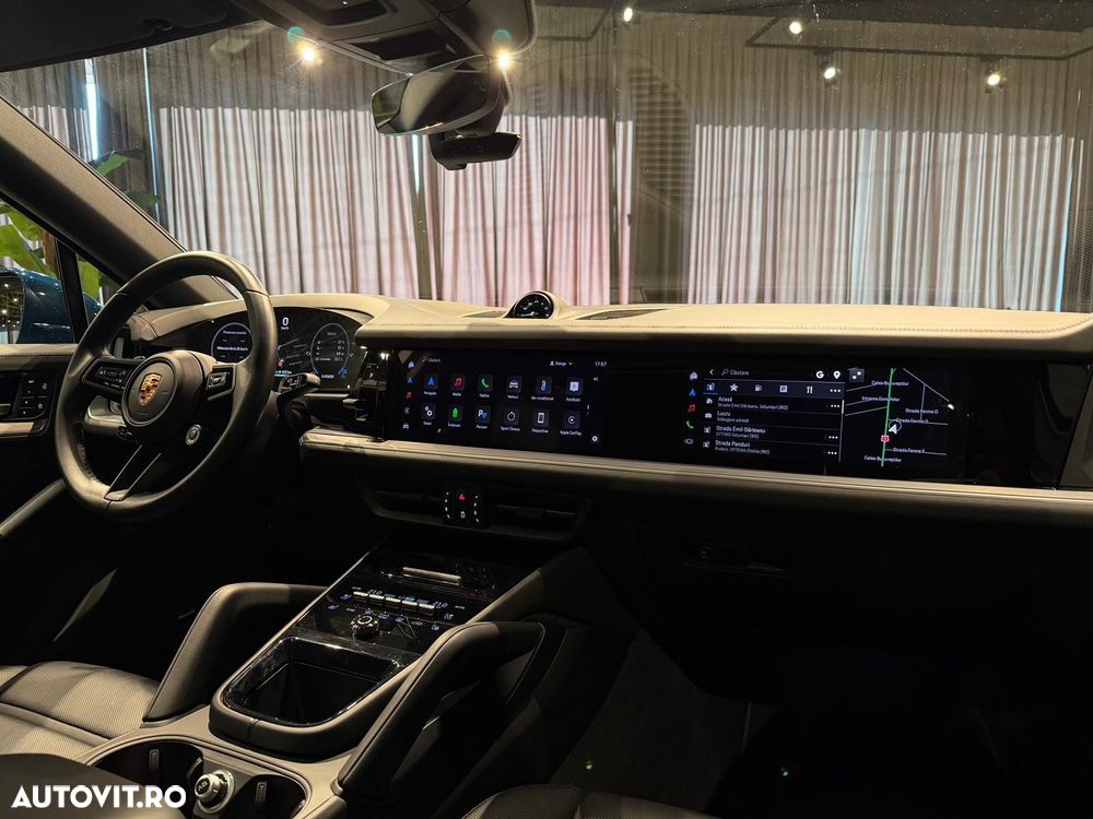 Porsche Cayenne Coupe E-Hybrid Black Edition - 25