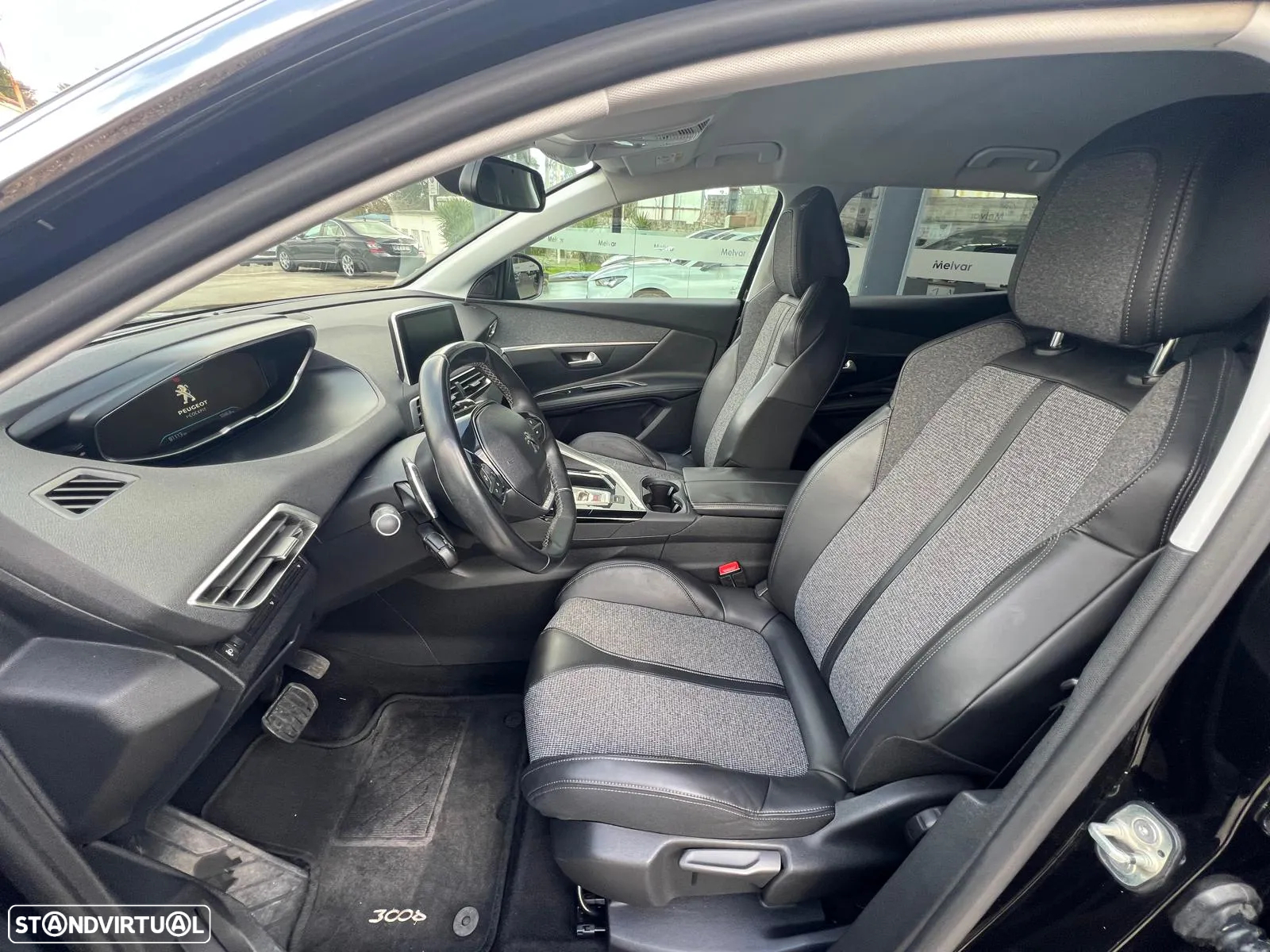 Peugeot 3008 1.5 BlueHDi Allure EAT8 - 4