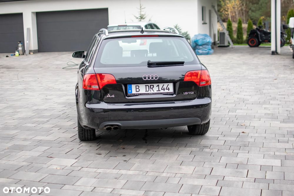 Audi A4 Avant - 19