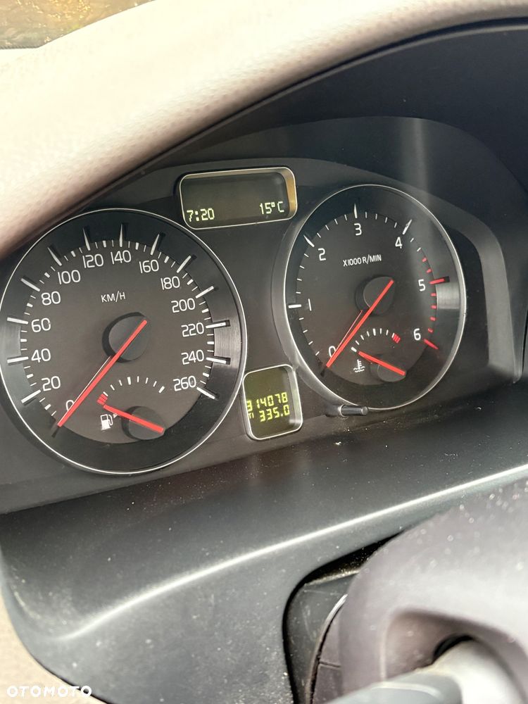 Volvo V50 D5 - 7