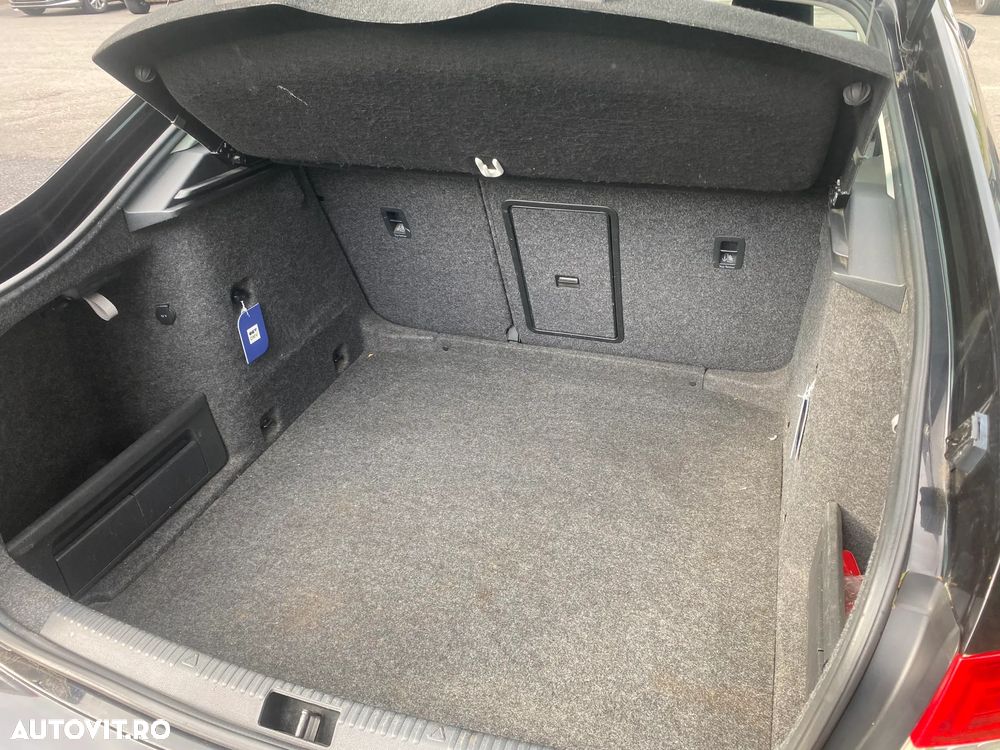 Skoda Octavia 2.0 TDI STYLE DSG - 9