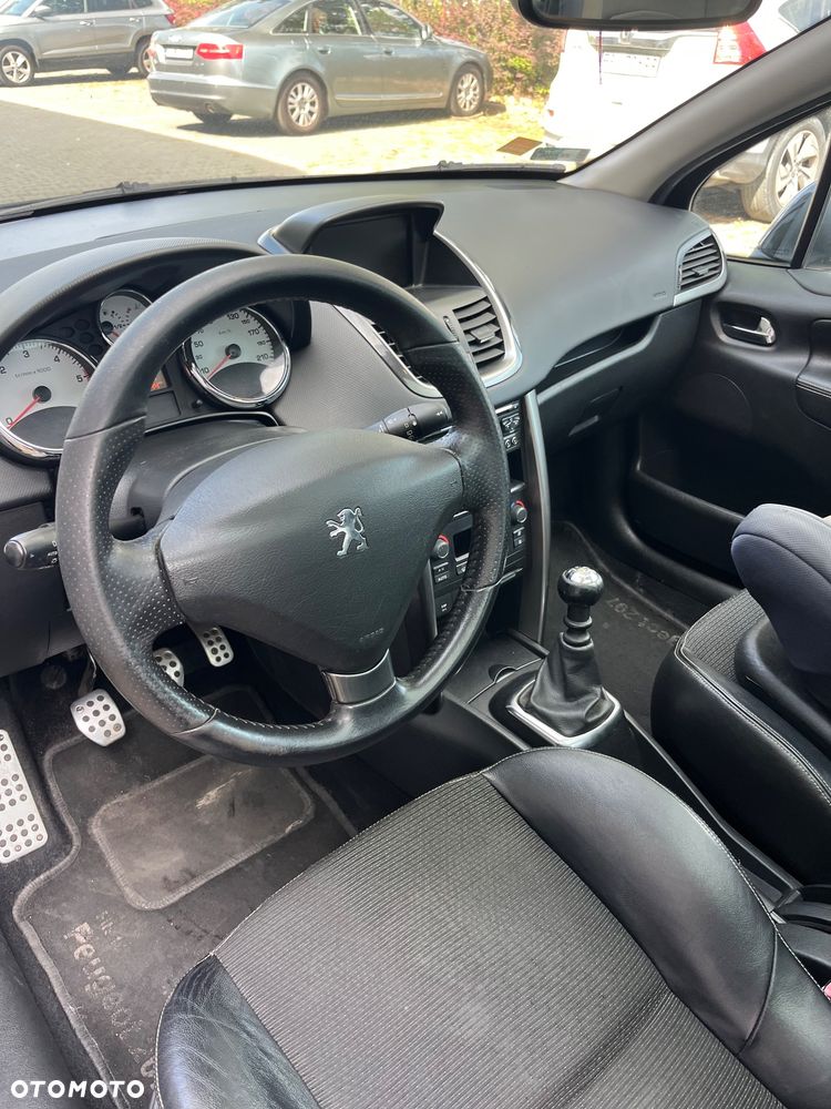 Peugeot 207 1.6 HDi 16V Intense - 5