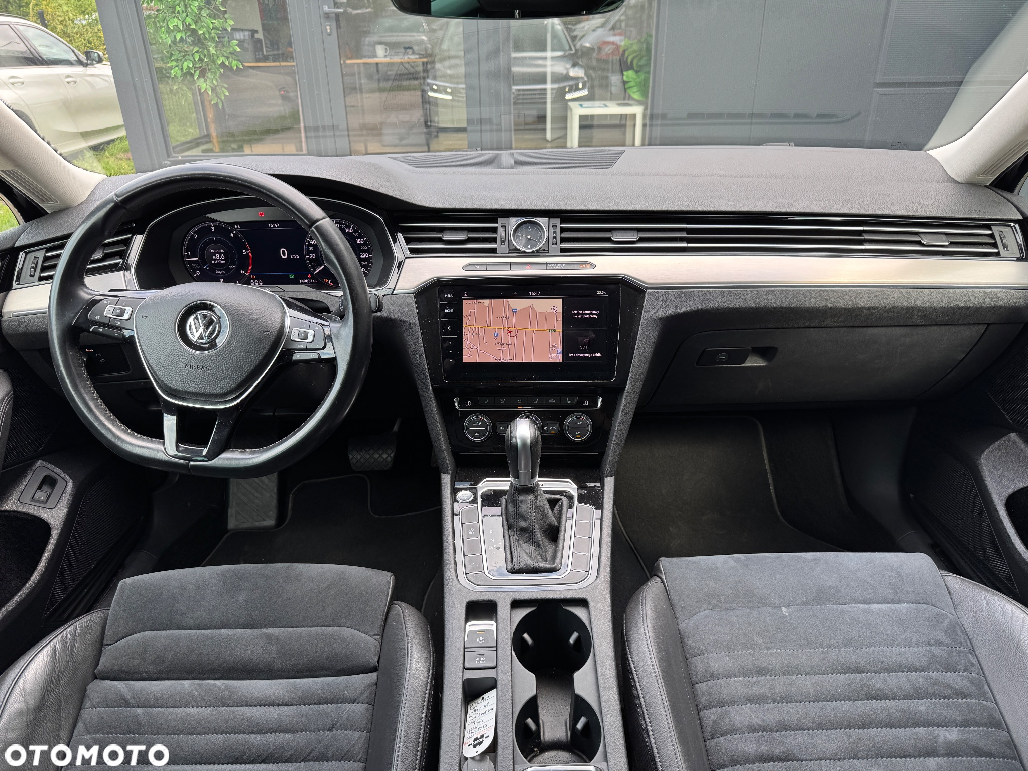 Volkswagen Passat - 13