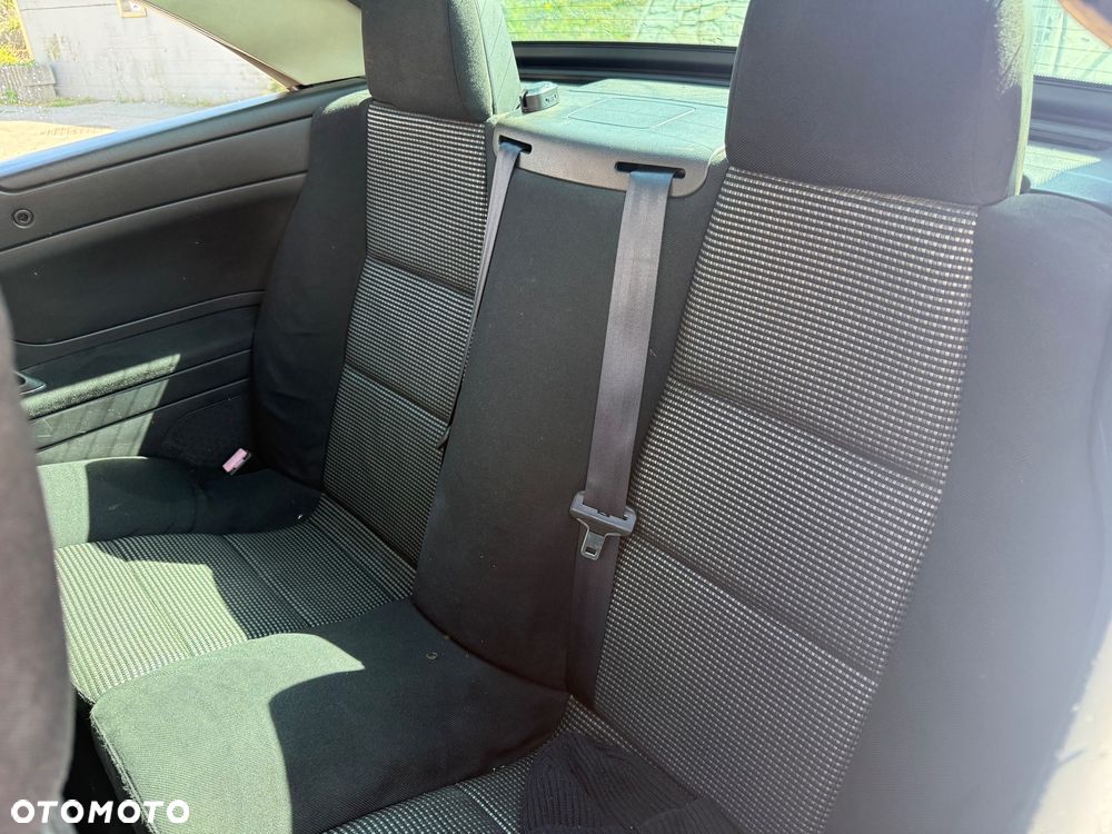 Peugeot 307 CC 1.6 Intense - 15