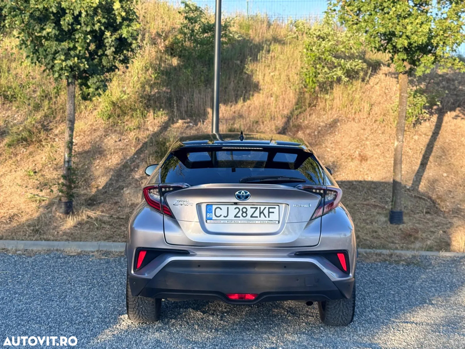 Toyota C-HR 1.8 HSD 4x2 CVT C-lassy LED - 2