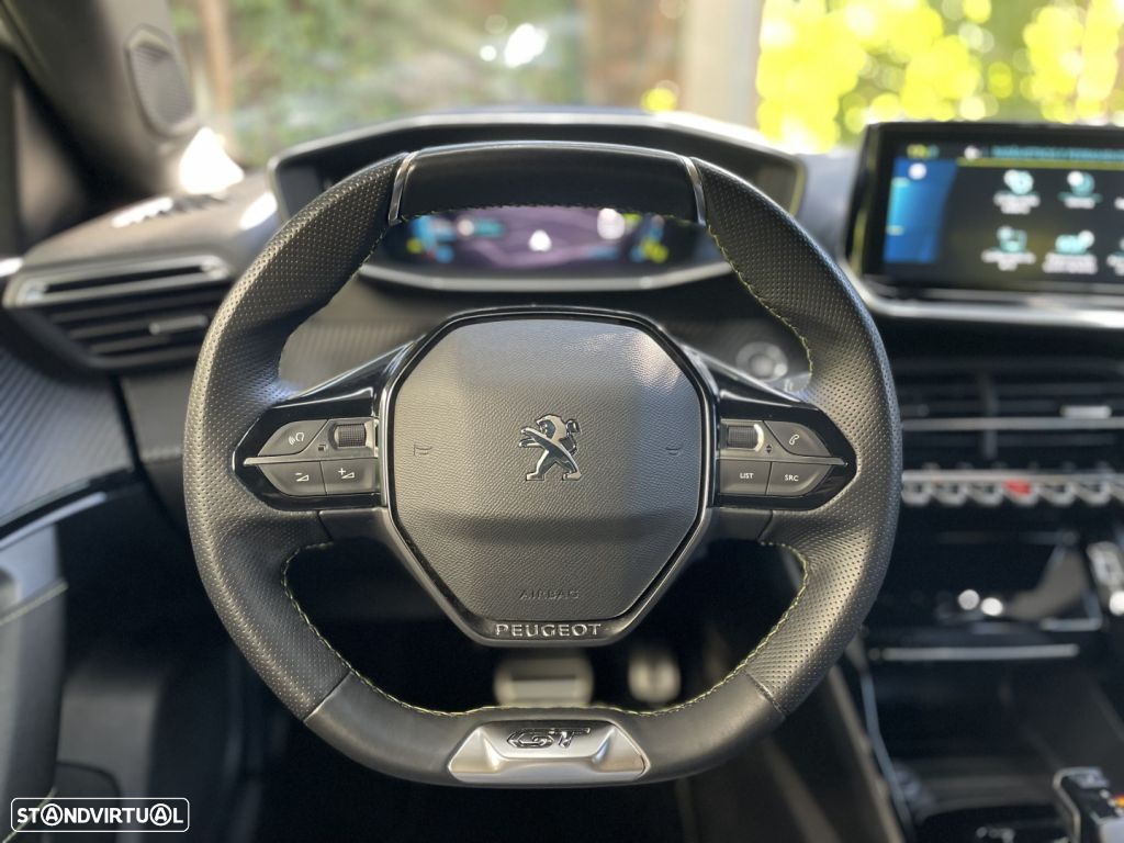 Peugeot e-2008 50 kWh GT - 21