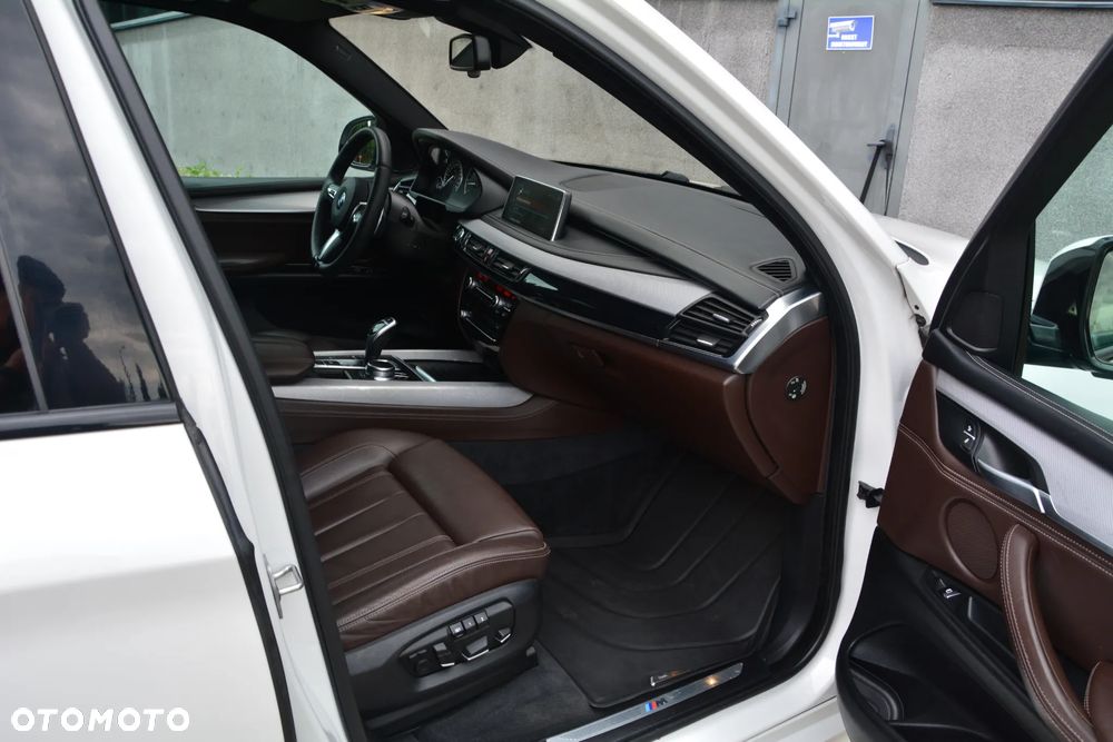 BMW X5 xDrive30d - 16