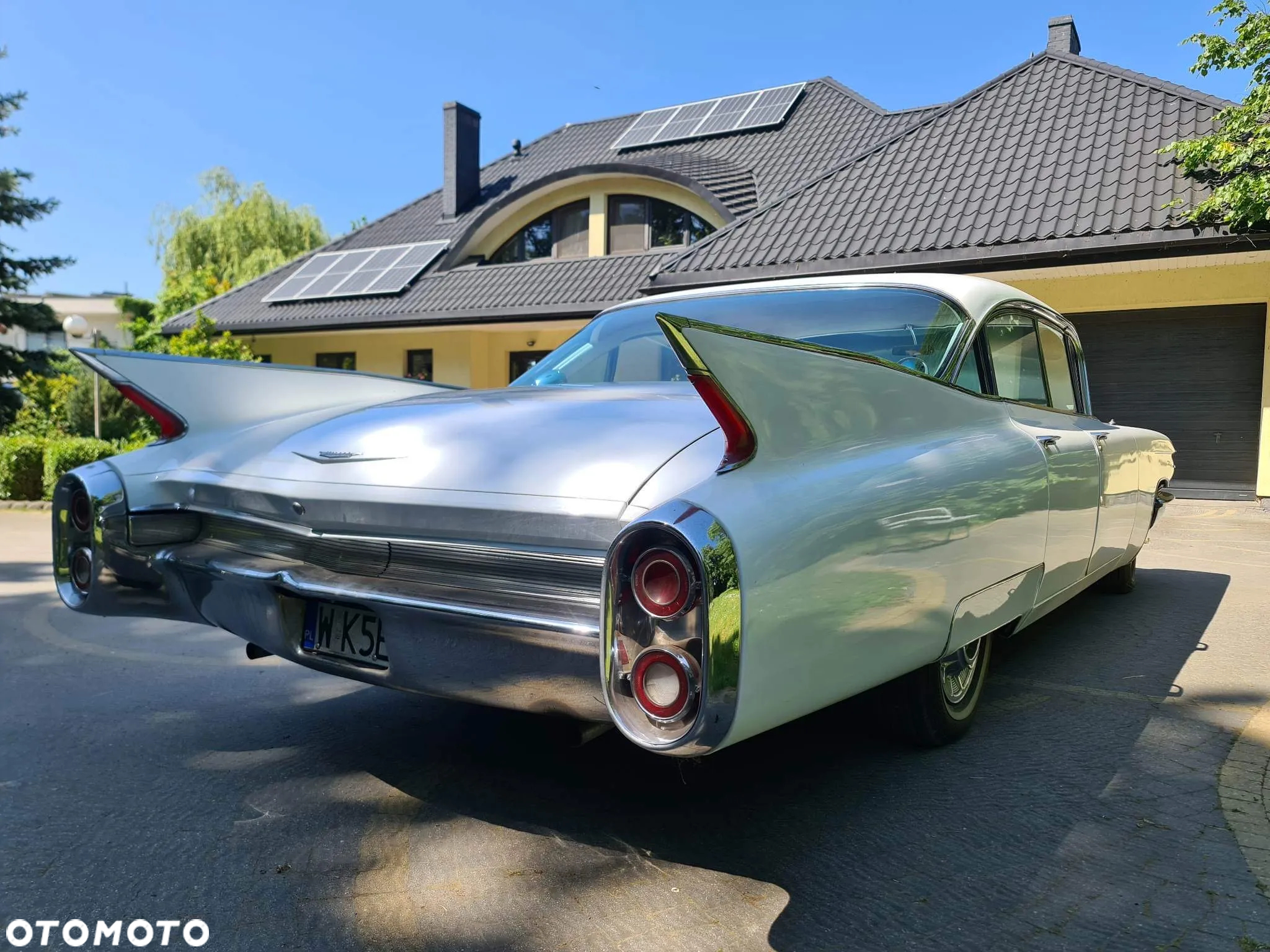 Cadillac Deville - 3