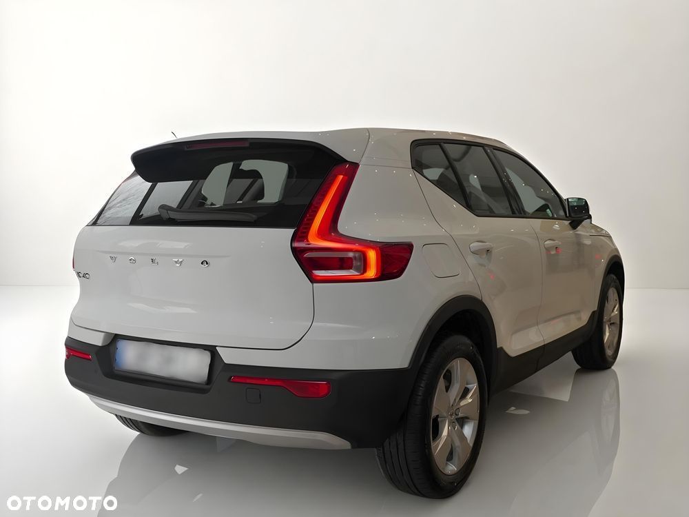 Volvo XC 40 B3 Core - 4