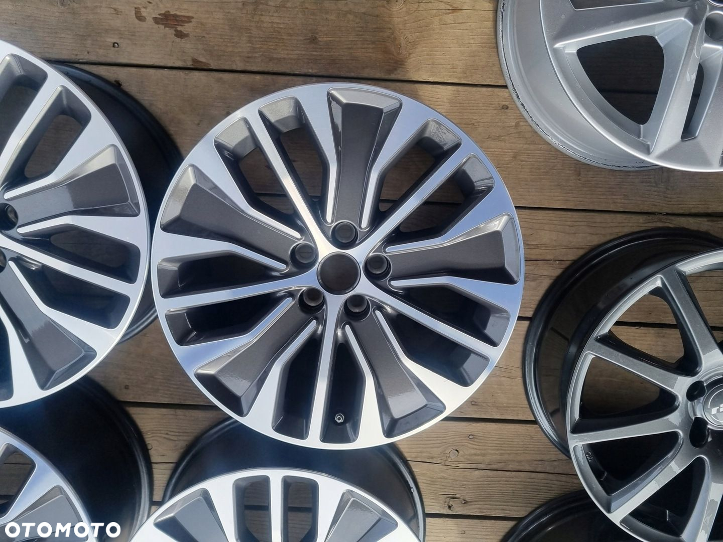 JAGUAR F-PACE,E-PACE,I-PACE,S-TYPE alu 7,5x18 ET45 5x108 4szt,super stan - 3
