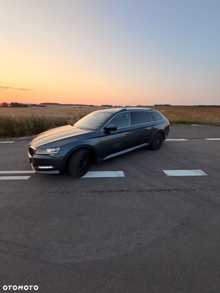 Skoda Superb 2.0 TDI SCR 4x4 Style DSG - 1