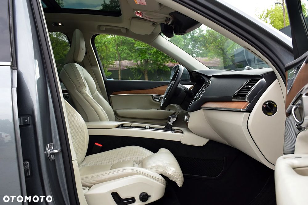 Volvo XC 90 B5 D AWD Inscription 7os - 12