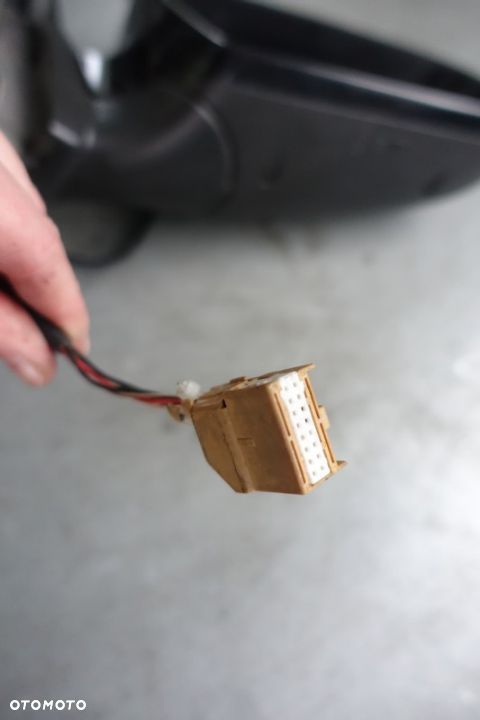 LUSTERKO PRAWE AUDI A4 B7 5PIN LC9Z - 4