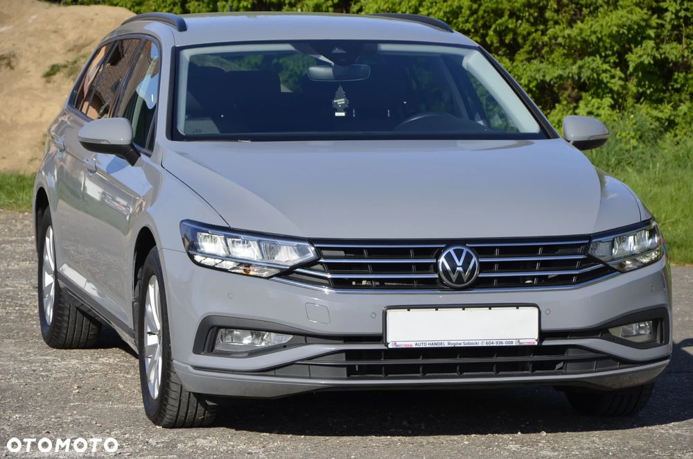 Volkswagen Passat - 5