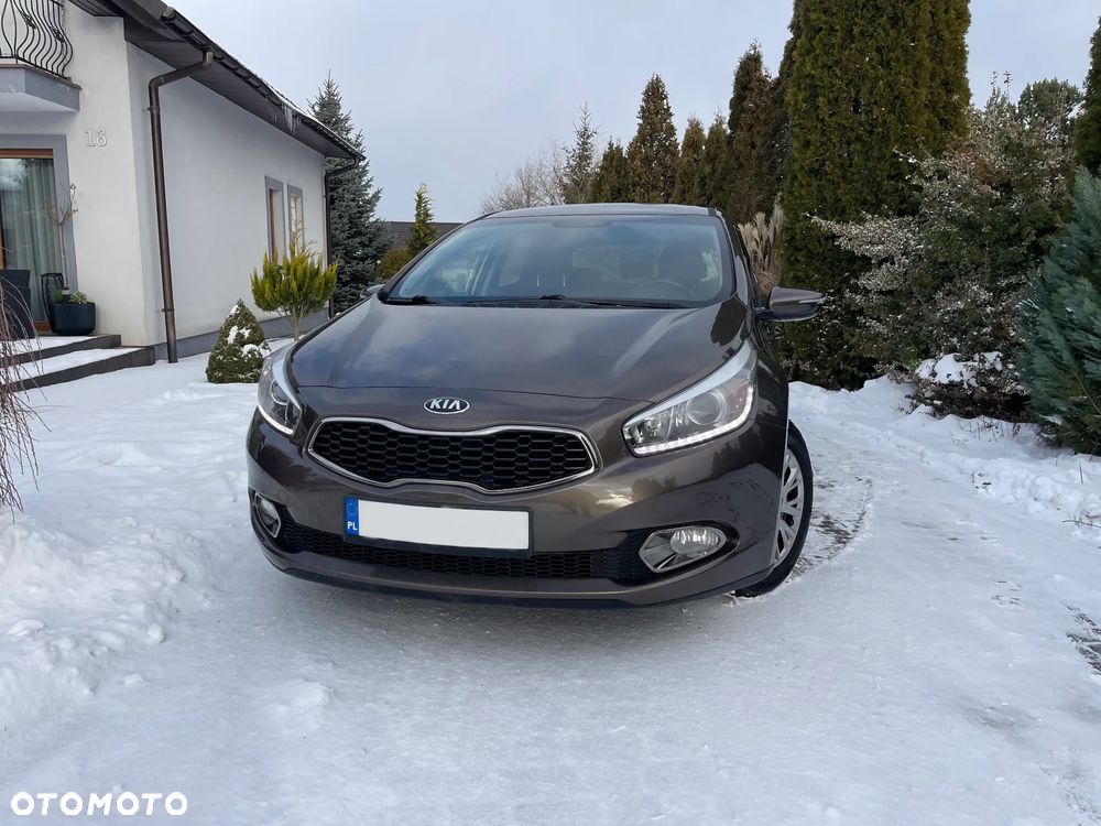 Kia Ceed 1.6 GDI Business Line - 25