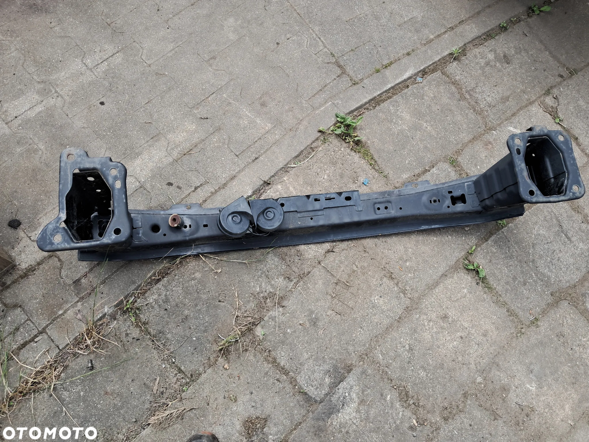 BELKA ZDERZAKA FORD KUGA FOCUS MK2 3M51-R000K70-AA - 2