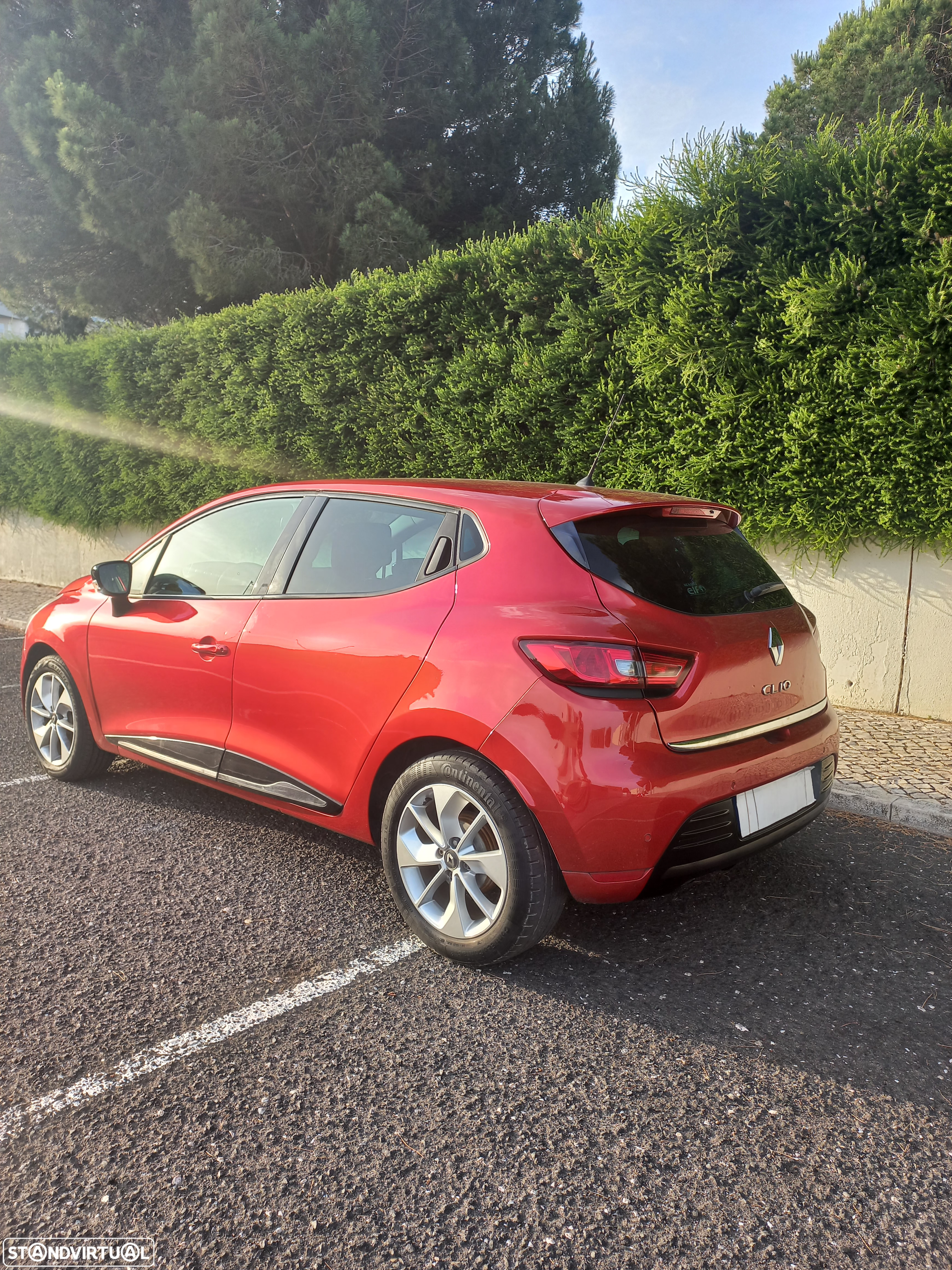 Renault Clio 0.9 TCe Limited - 10