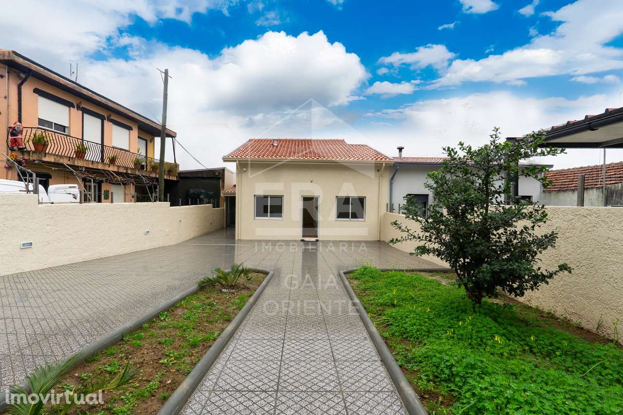 Moradia T3 Renovada junto à A1 nos Carvalhos - Grande imagem: 5/28