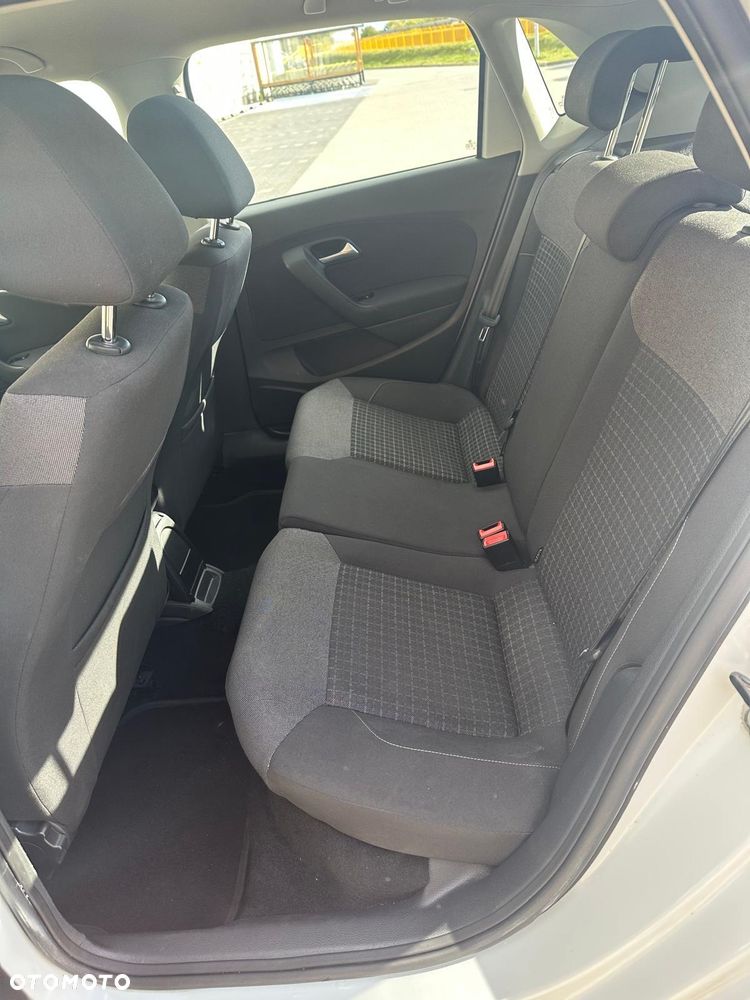 Volkswagen Polo 1.4 TDI BMT Comfortline - 10