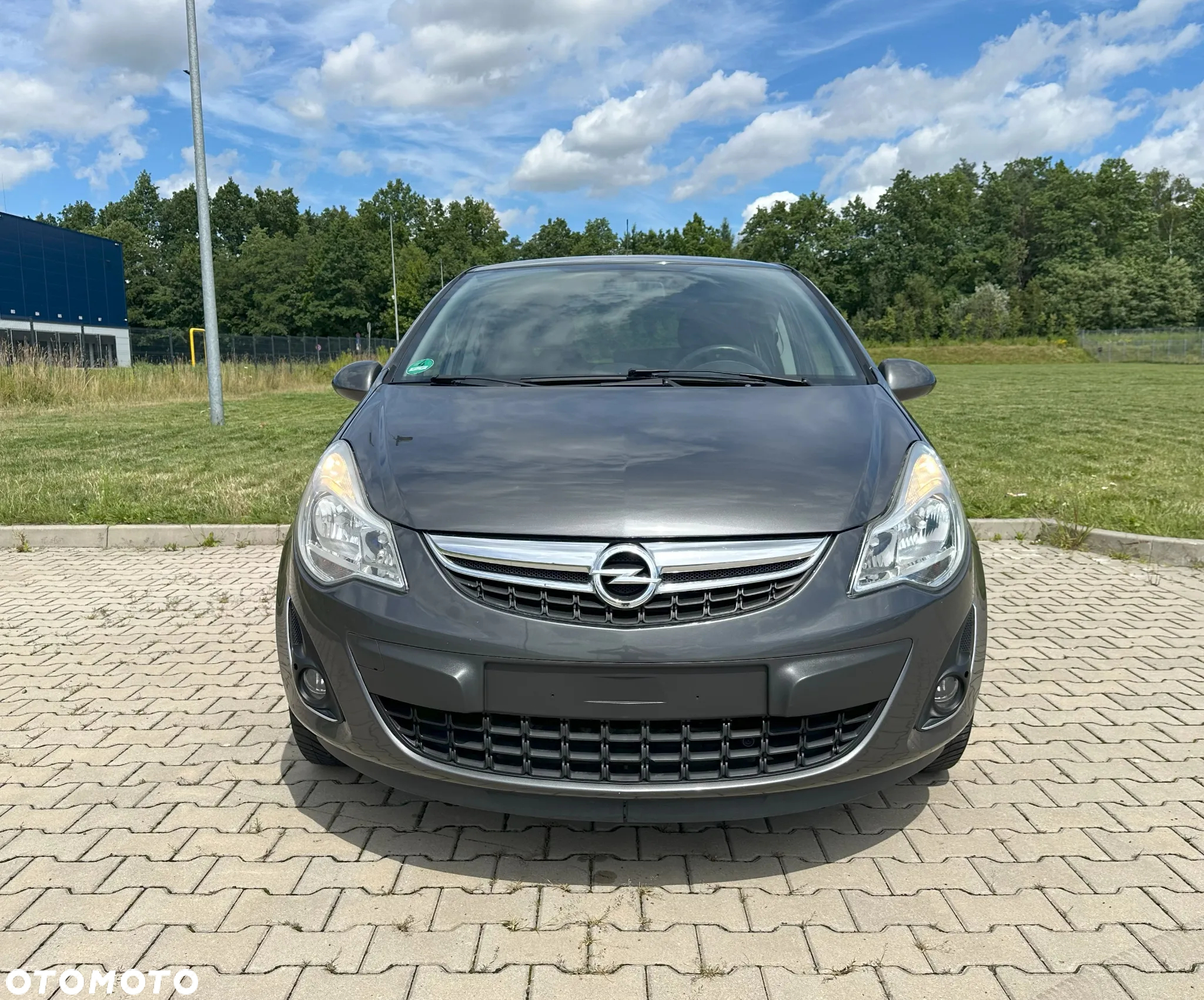 Opel Corsa 1.4 16V Satellite - 3