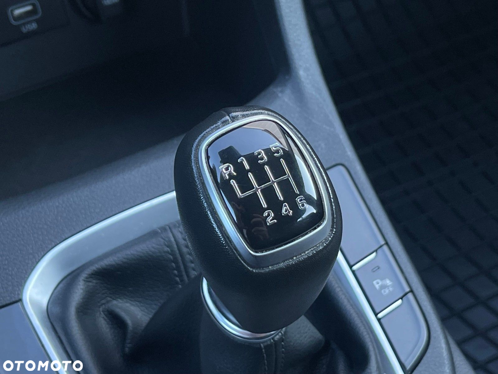 Hyundai i30 1.5 DPI Comfort - 9