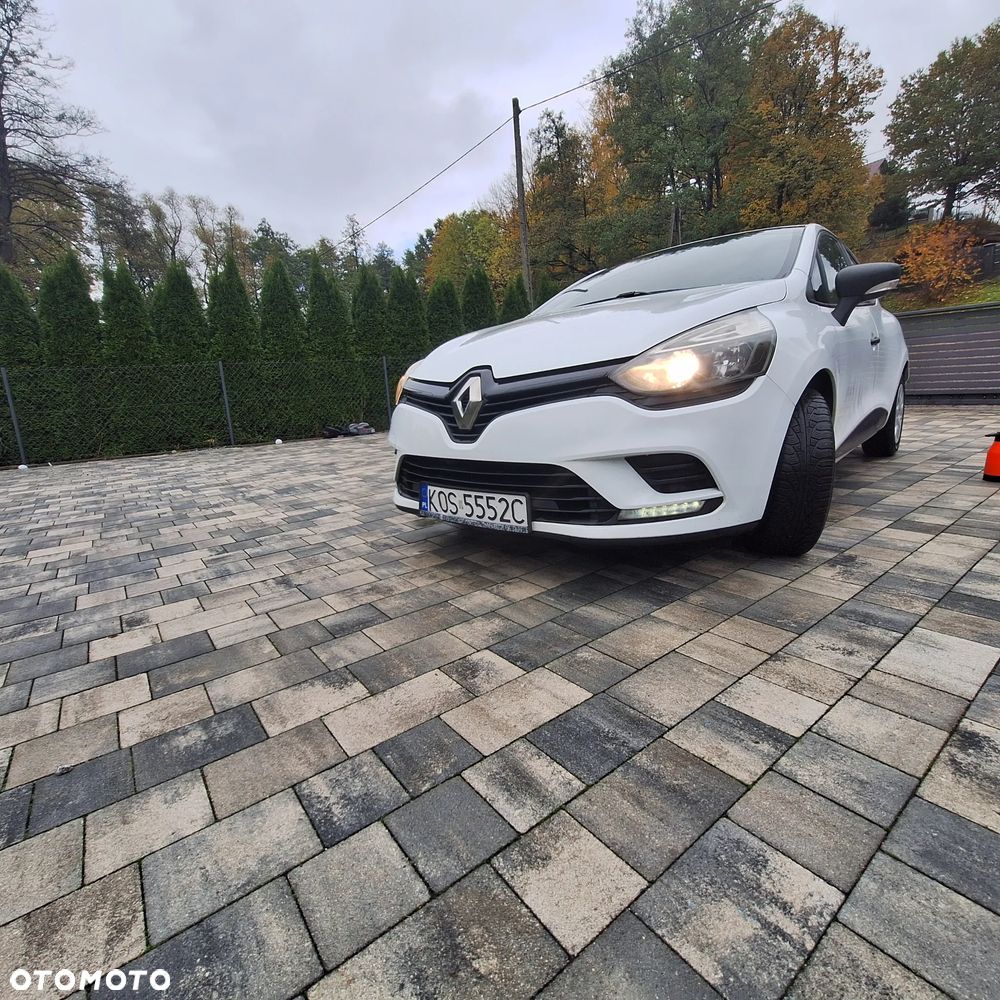 Renault Clio - 1