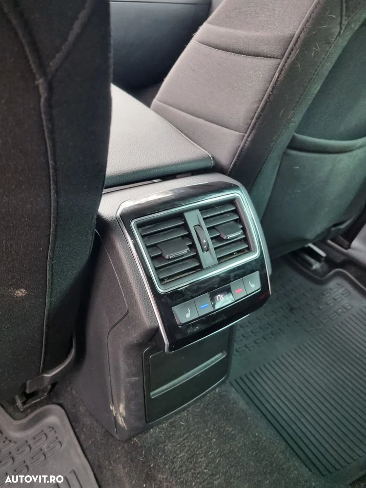 Skoda Superb Combi 2.0 TDI 4X4 DSG Scout - 5