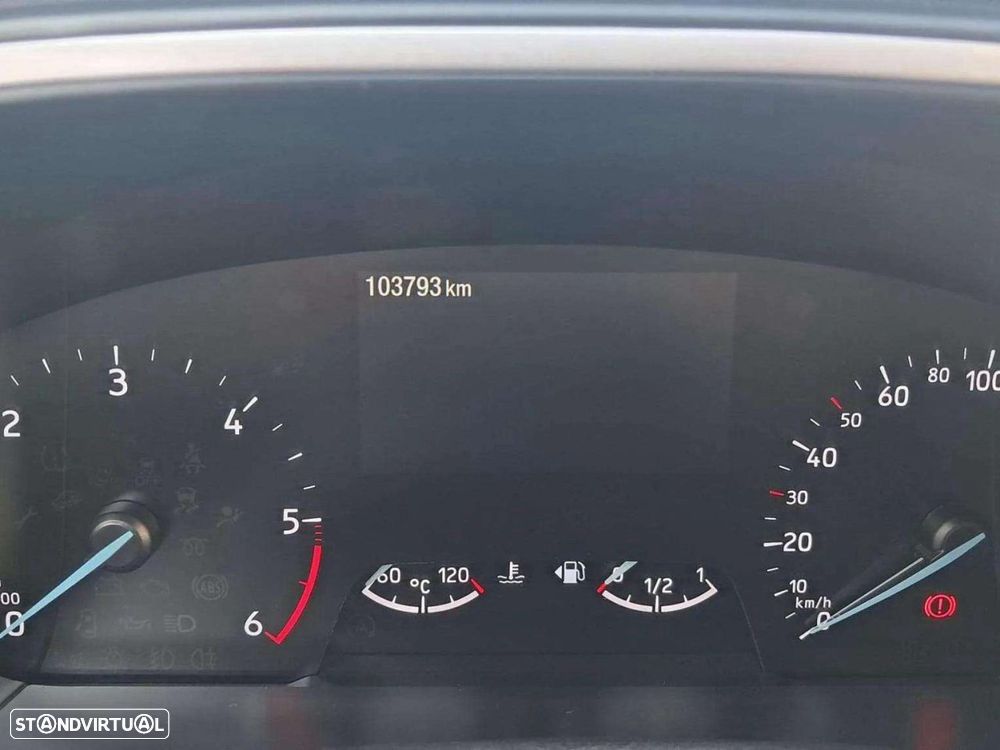 Ford Focus - 21