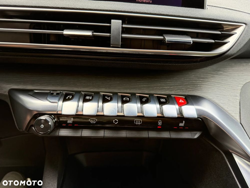 Peugeot 3008 - 32
