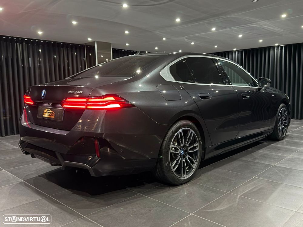 BMW i5 eDrive40 Pack Desportivo M - 8