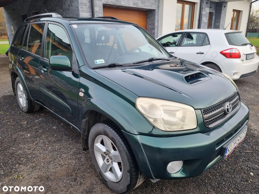 Toyota RAV4 - 4