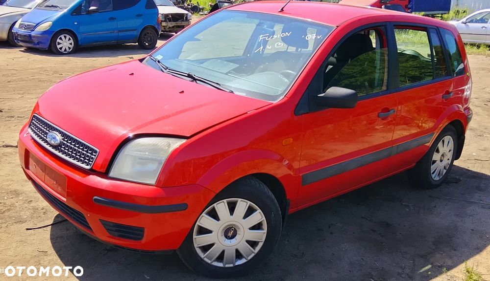 FORD FUSION na części - 4