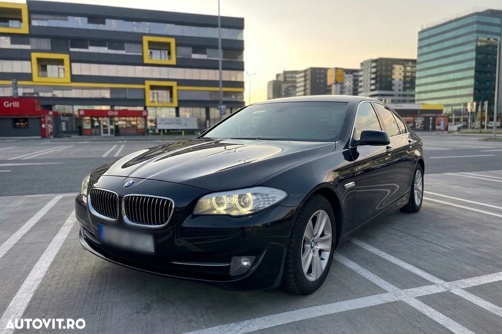 BMW Seria 5 520d Aut. - 1
