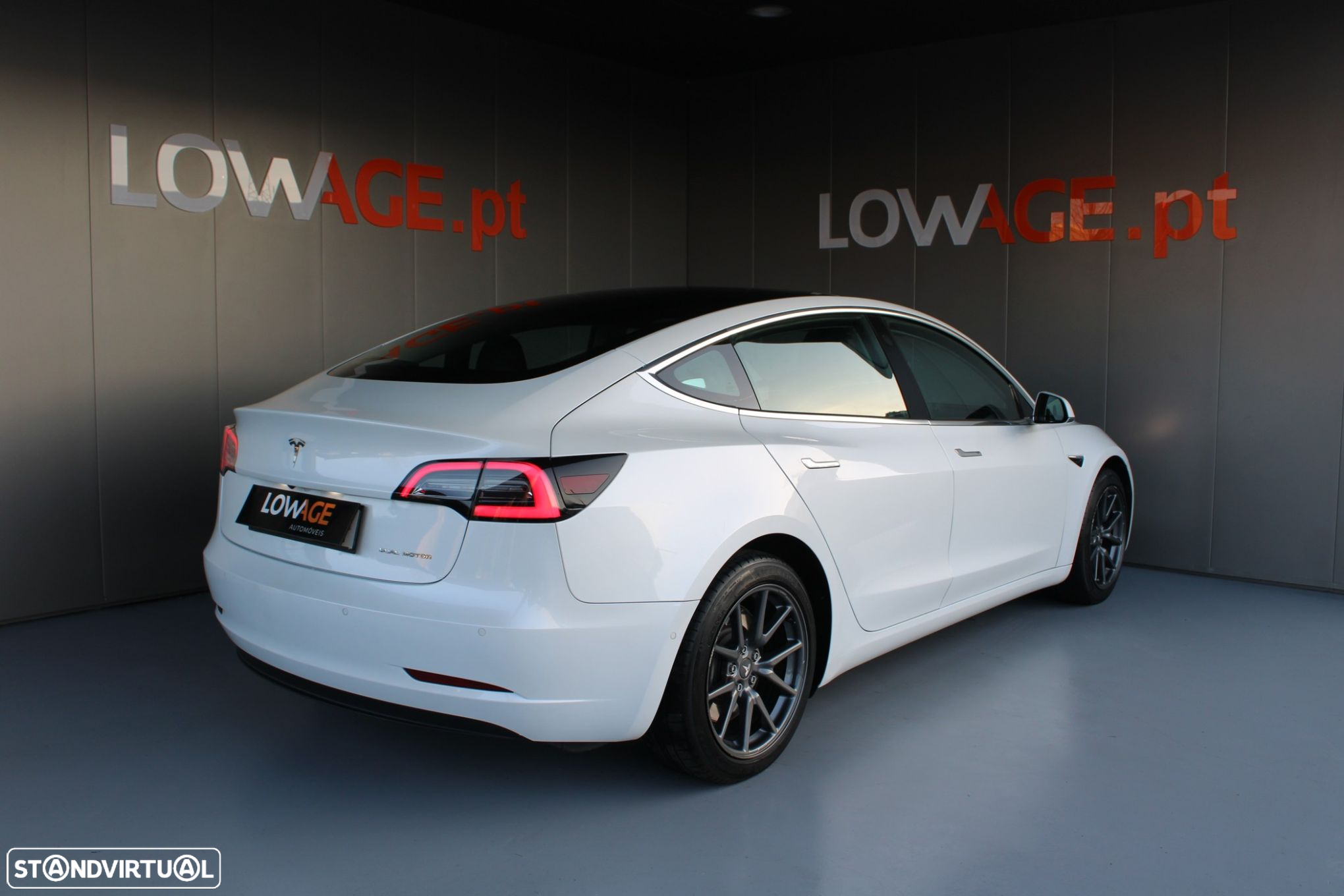 Tesla Model 3 Long-Range Dual Motor AWD - 3