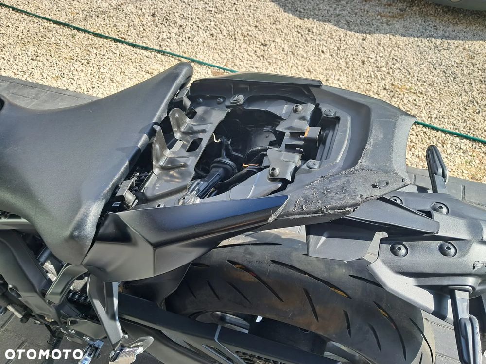 Yamaha MT - 4