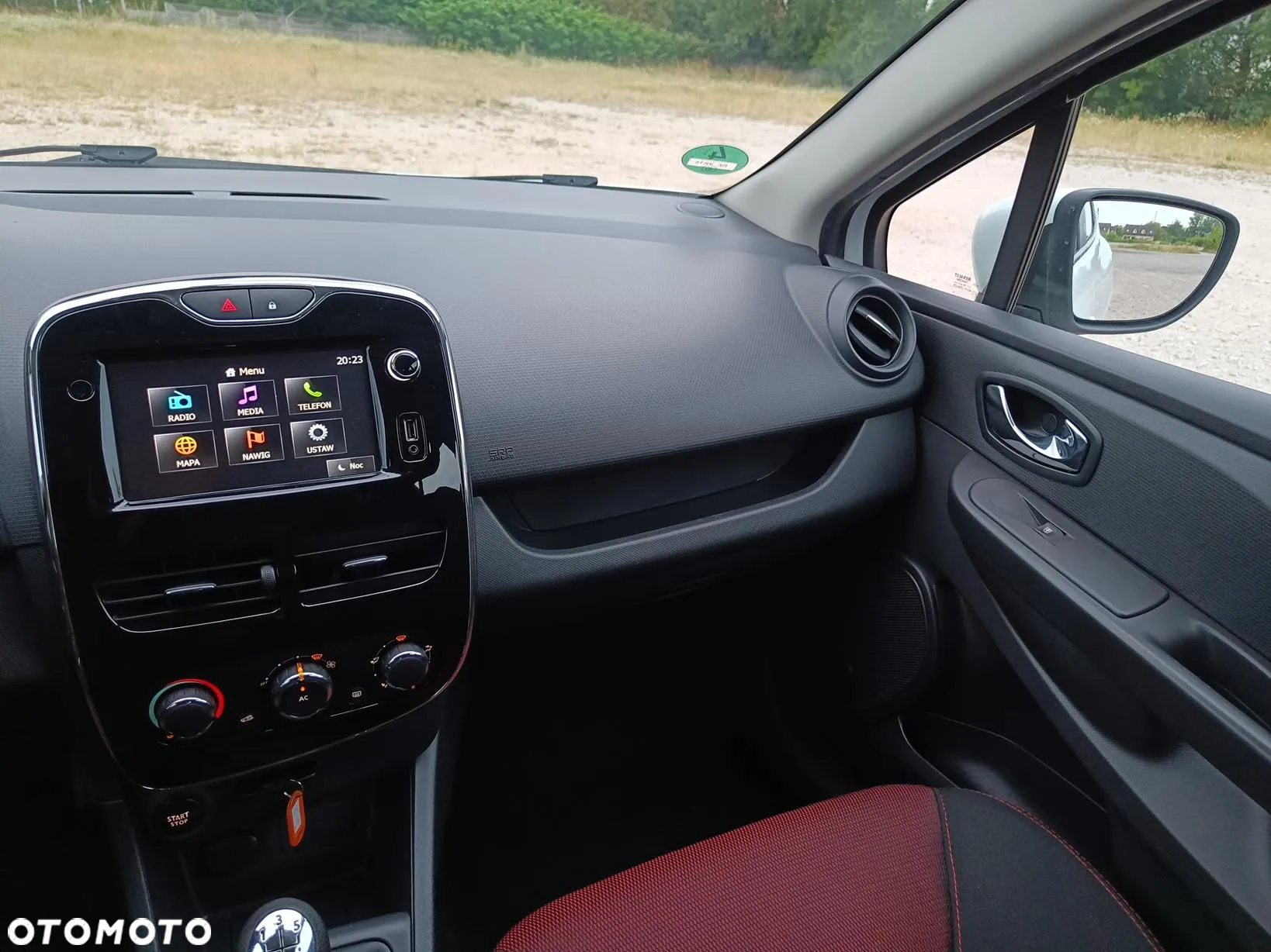 Renault Clio 1.2 16V 75 Dynamique - 34