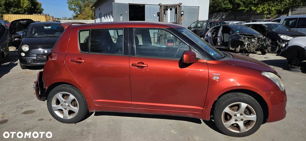 SUZUKI SWIFT IV szyba przednia czołowa - 7