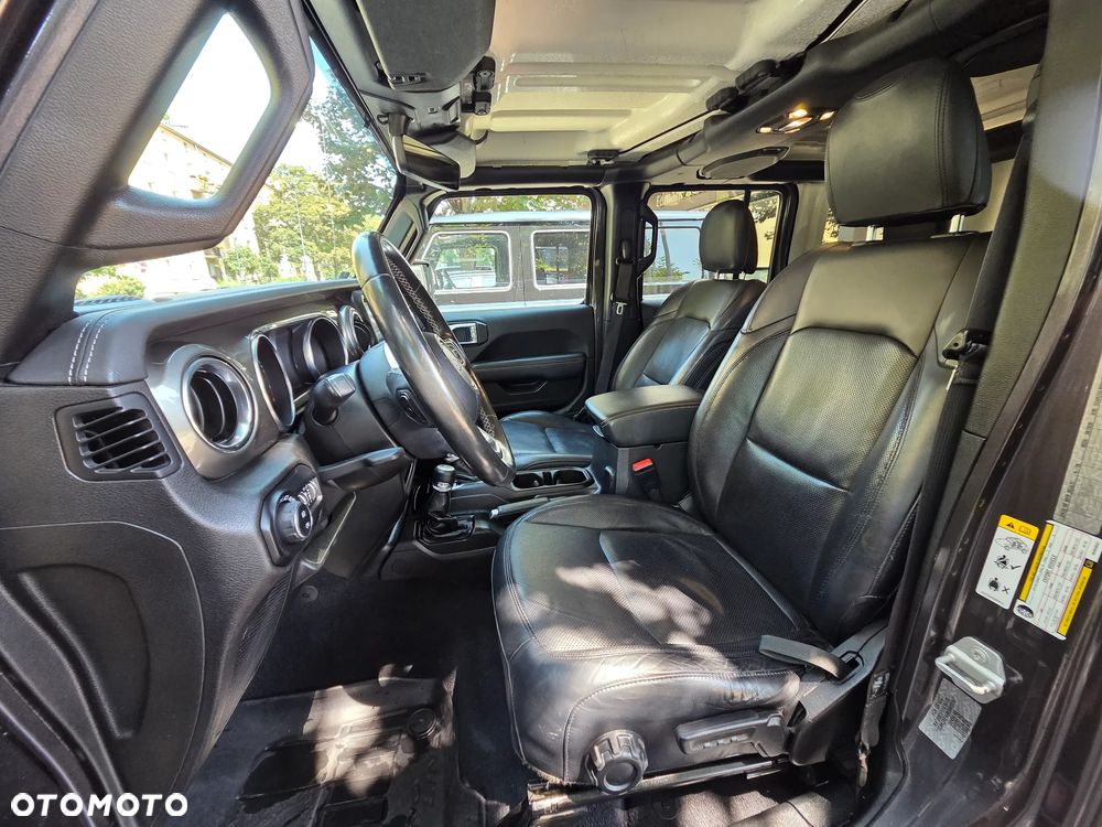 Jeep Wrangler Unlimited GME 2.0 Turbo Sahara - 15
