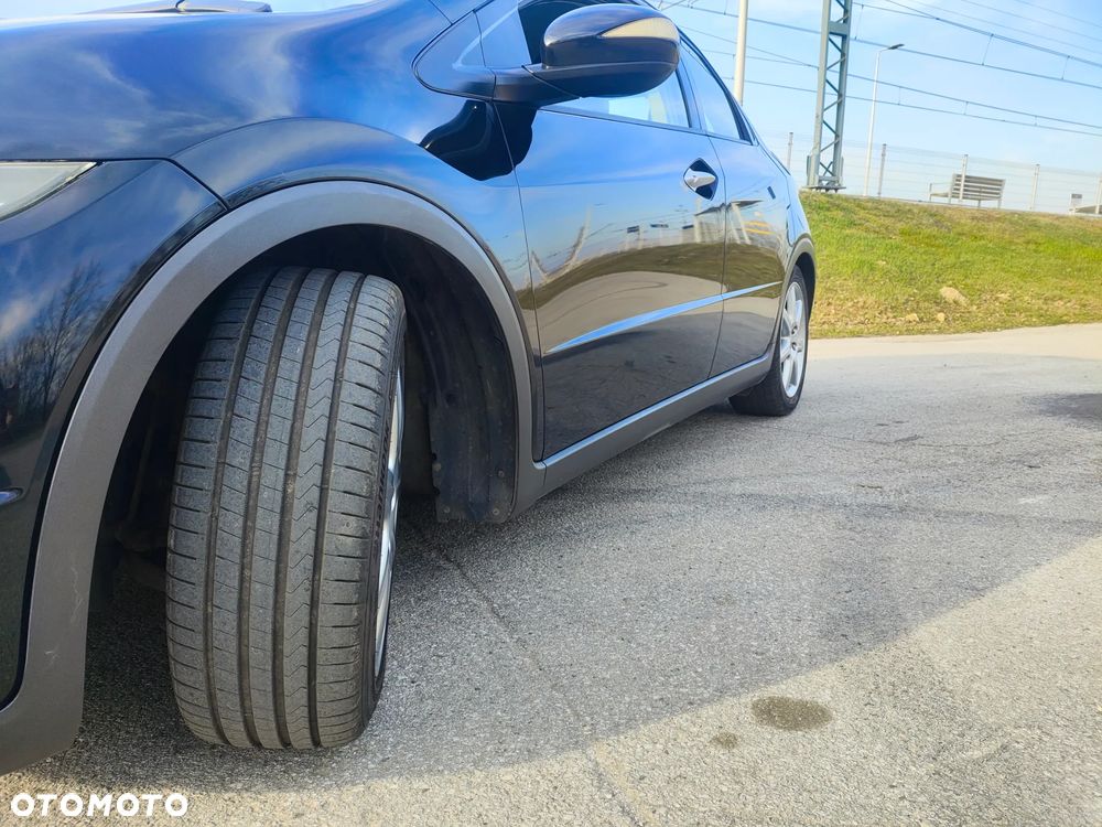 Honda Civic 1.8 Executive - 13